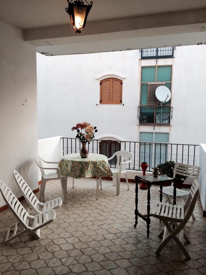Emily Home Giardini-Naxos Exterior foto