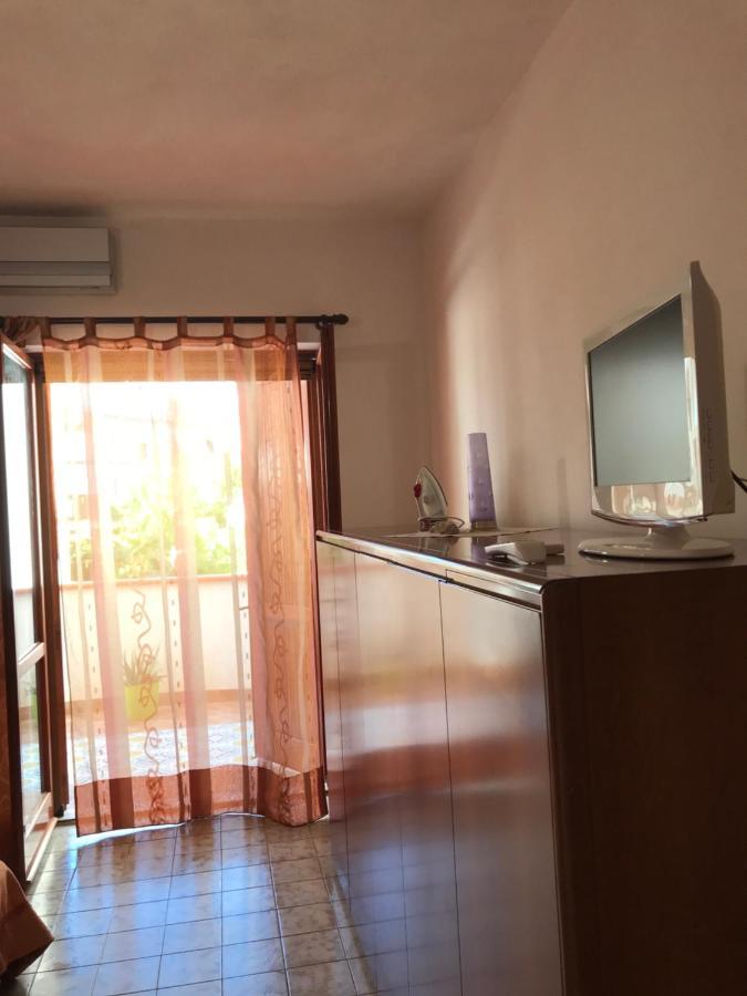 Emily Home Giardini-Naxos Exterior foto