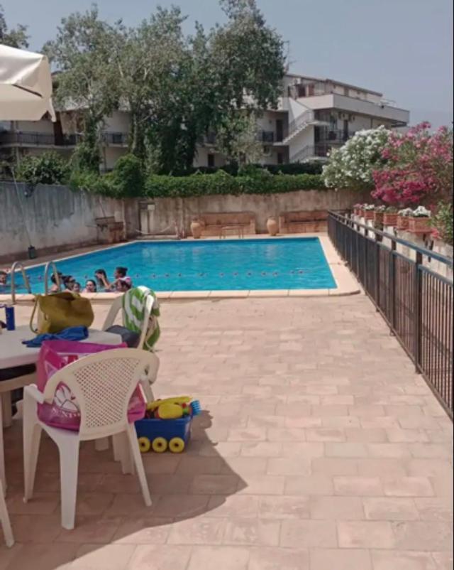 Emily Home Giardini-Naxos Exterior foto